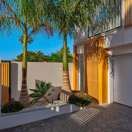 ヴィラ House - Modern In Tenerife, Spain ギア・デ・イソラ