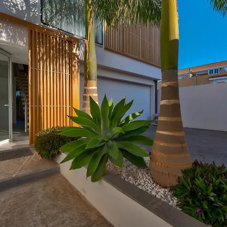 House - Modern In Tenerife, Spain ヴィラ *