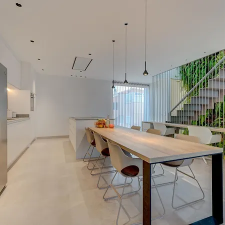 House - Modern In Tenerife, Spain *