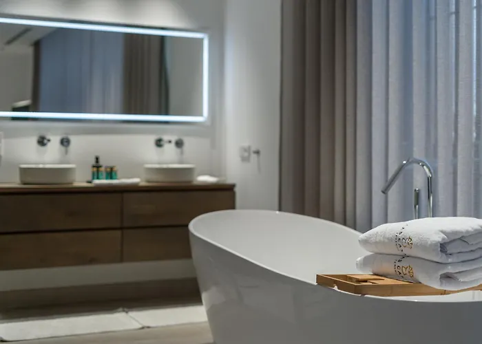 House - Modern In Tenerife, Spain Guía de Isora