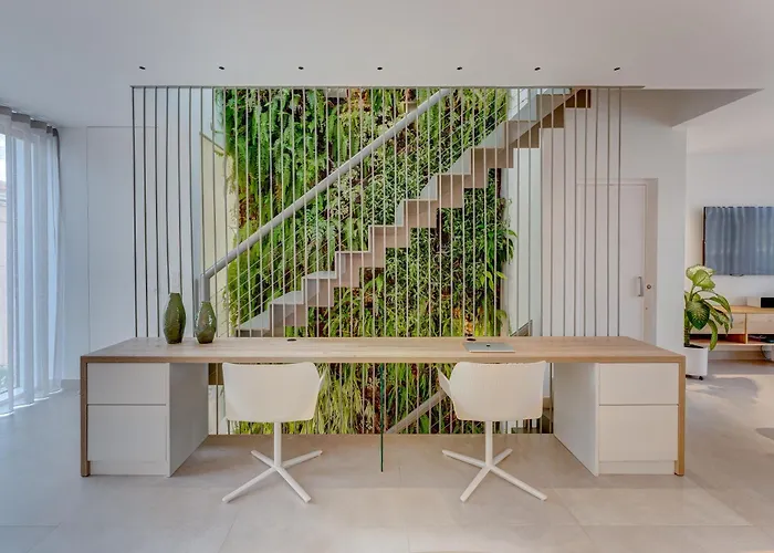 House - Modern In Tenerife, Spain