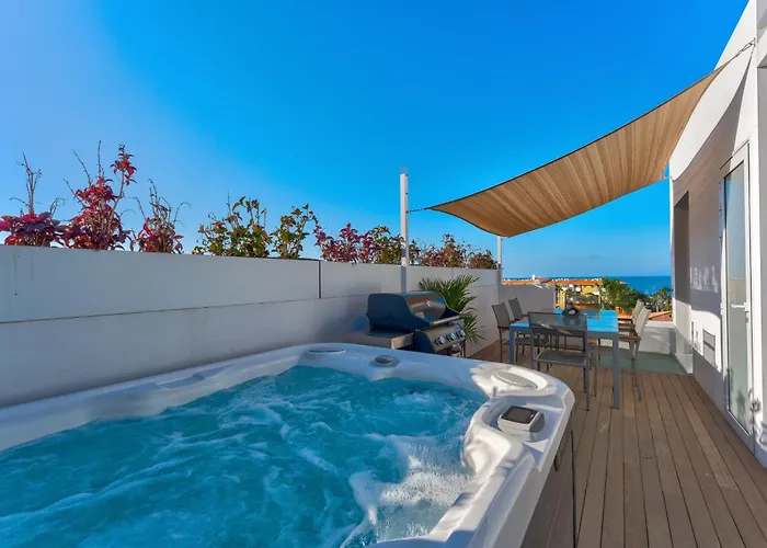 House - Modern In Tenerife, Spain *