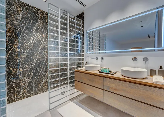 Villa House - Modern In Tenerife, Spain